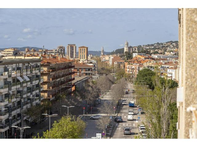 Piso con Pk Avda LLuis Pericot - Girona photo 0