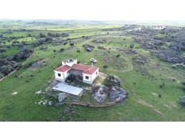 Terreno en venta en Casar de Cáceres photo 0