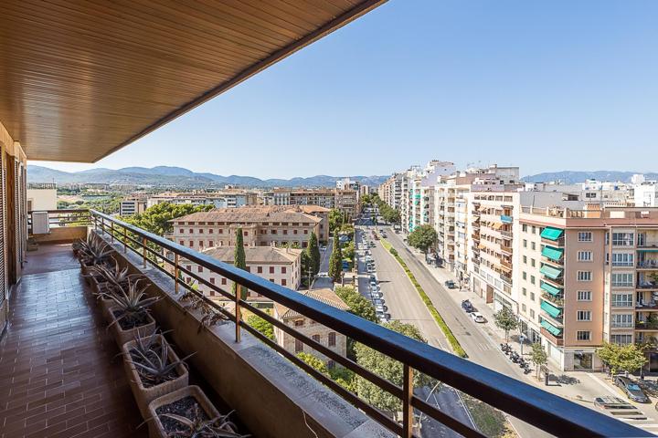 VENTA ÁTICO EN LLUÍS VIVES photo 0