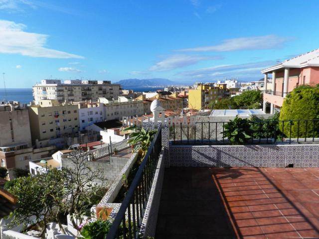 TRES HERMOSAS VIVIENDAS EN UNA SOLA CASA, CON VISTAS Y AMPLIOS ESPACIOS. photo 0