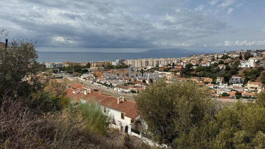 PARCELA DE 680 M2 CON EXCELENTES VISTAS photo 0