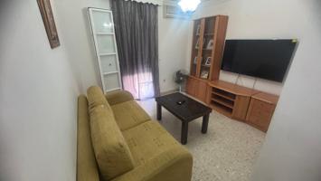 Acogedor Piso en Capuchinos, Málaga - Ideal para Familias photo 0