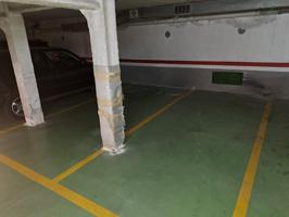 Plaza de parking en venta photo 0