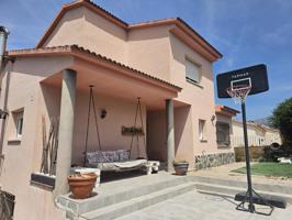 Casa a 4 vientos en Can Rial photo 0