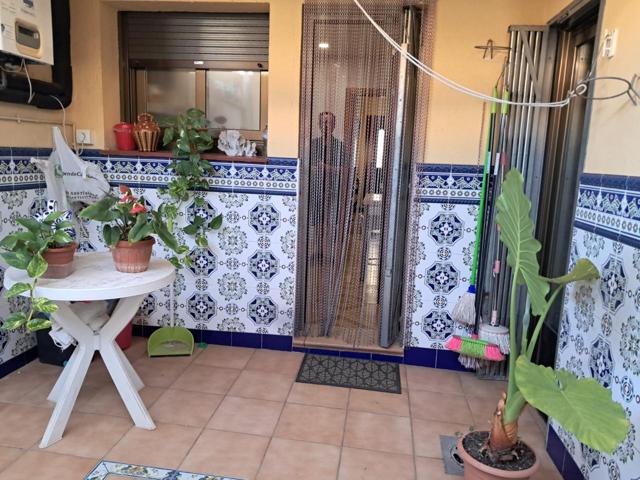 CASA EN LA PLANA photo 0