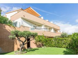 Venta de Chalet Pareado en Residencial Estíbaliz. photo 0