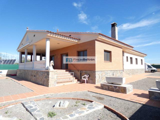 Chalet rústico con piscina a 2 km de la playa photo 0