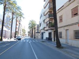 CASA PARA REFORMAR CON DOS VIVIENAS DE 90 M2 CADA UNA photo 0