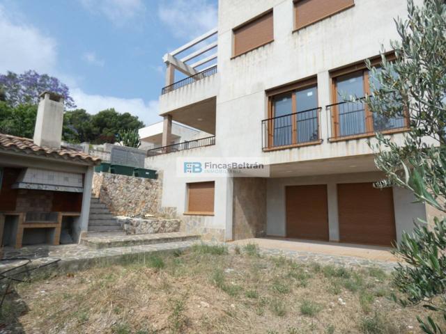 CHALET A ESTRENAR EN BENICARLÓ photo 0
