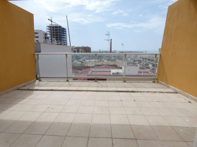 Atico de 2 dormitorios con parking a estrenar photo 0