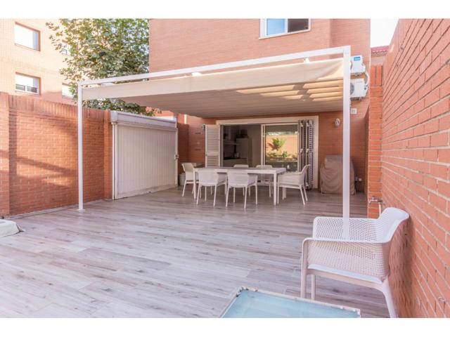 Casa con 5 estancias y sótano photo 0