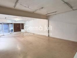 Local en venta en Centre photo 0