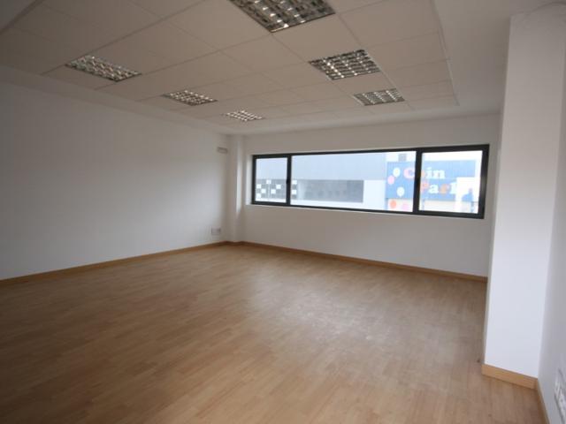 Local En alquiler en Coín photo 0