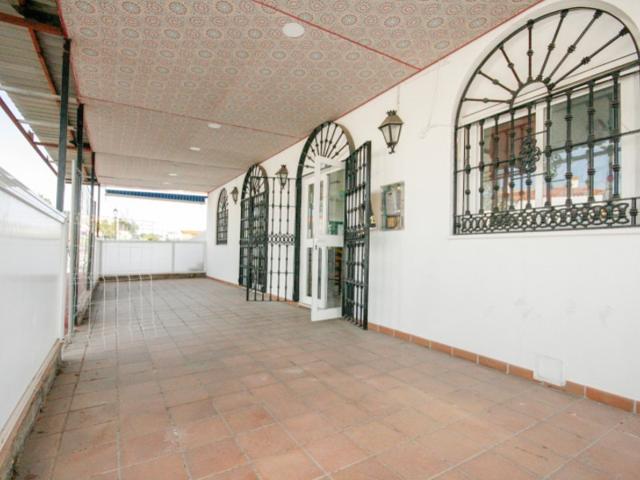 Local En venta en Coín photo 0