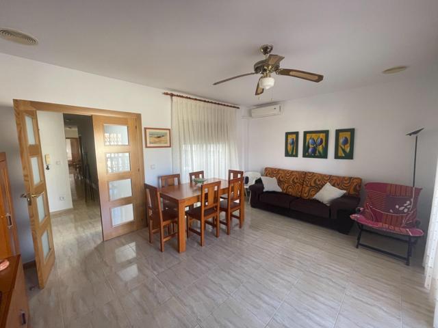 SE VENDE PISO BAJO SITO EN LA PLAYA DE LOS URRUTIAS photo 0