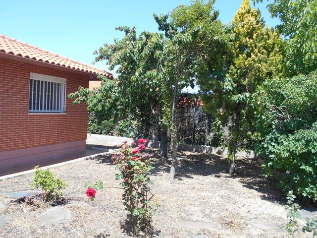 ALQUILER DE CHALET PAREADO EN CHILOECHES photo 0