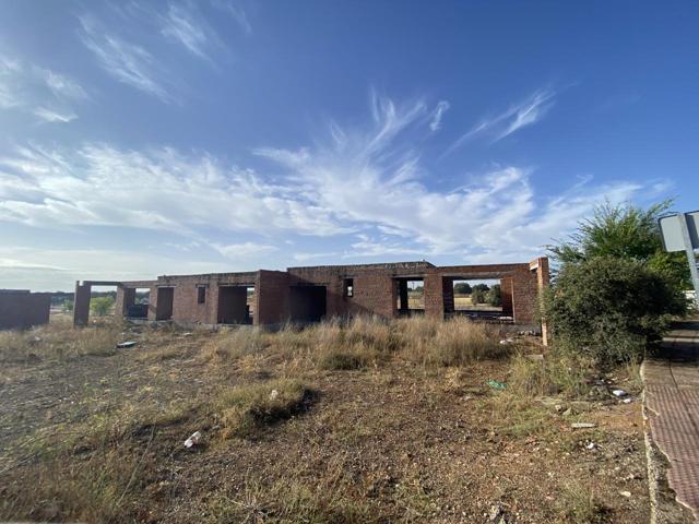 VENTA DE ESTRUCTURAS SOBRE PARCELA DE 500M2 EN CHILOECHES photo 0