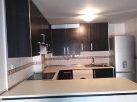 ACOGEDOR PISO EN VENTA EN AZUQUECA DE HENARES photo 0