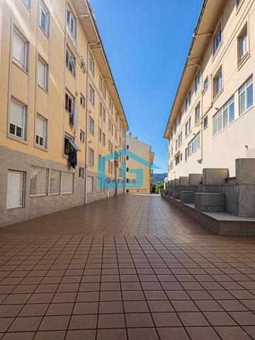 Piso En venta en Rosalia De Castro, 21, Esc. 2, 5ª (pazo De Ferreiros). Poio (pontevedra), Poio photo 0