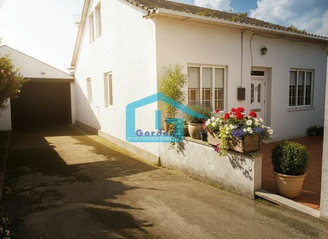 Casa En venta en Sobran, 38 (villagarcia). Vilagarcía De Arousa (pontevedra), Vilagarcía De Arousa photo 0