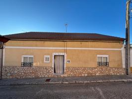 Piso En venta en Olivares De Duero photo 0
