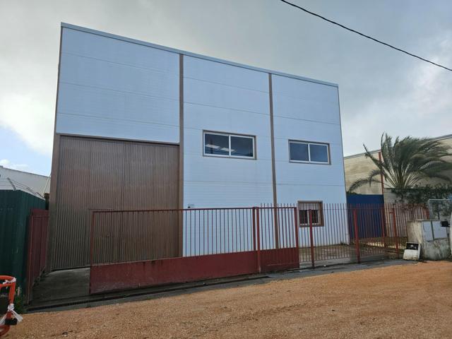 Nave Industrial En venta en Carretera De Carmona, Marchena photo 0