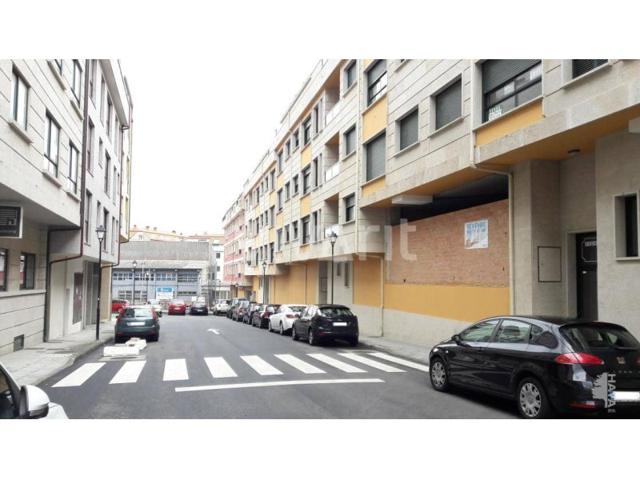 Local En venta en Ribeira photo 0