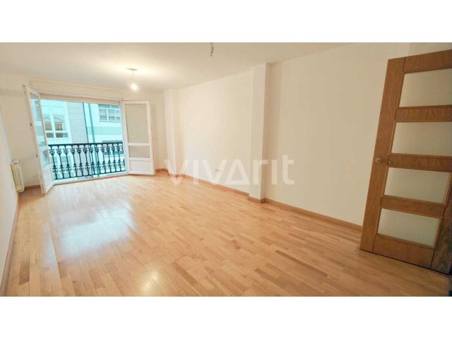 Piso En venta en Vilalba photo 0