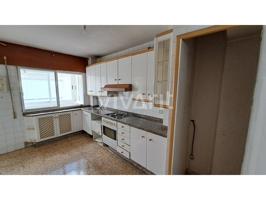 Piso En venta en Sarria photo 0