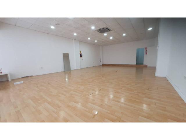 ALQUILER DE LOCAL EN NUEVA ANDALUCIA photo 0