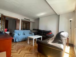 Piso En venta en Estrella, Madrid photo 0