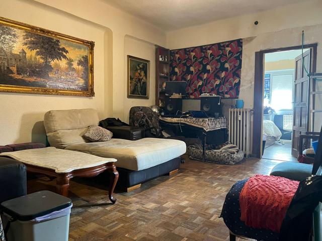Piso En venta en Pacífico, Madrid photo 0