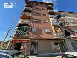 Venta piso en Manlleu (Barcelona) photo 0