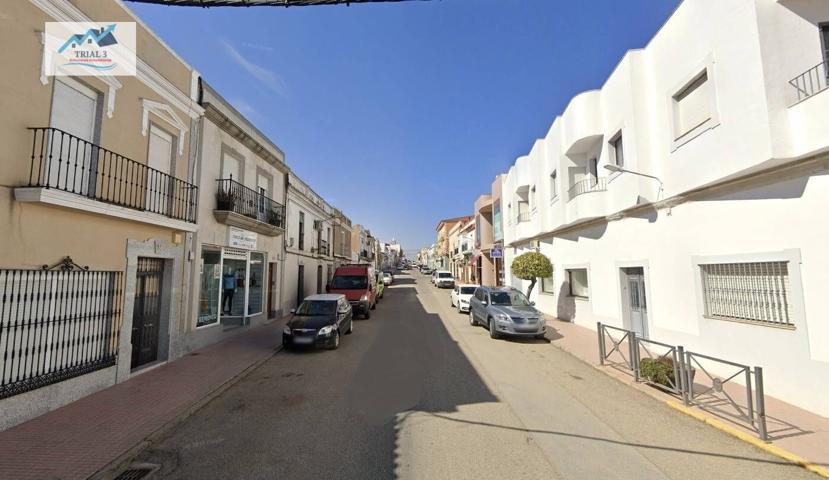 Venta local comercial en Santa Marta (Badajoz) photo 0