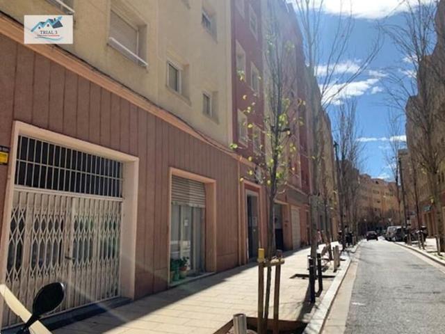 Venta local comercial en Calle TRAVAU Nº 29 en Barcelona photo 0