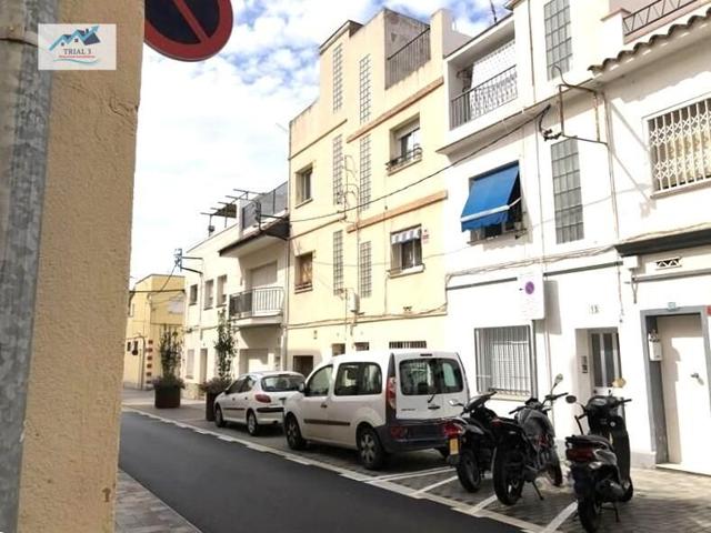 Venta piso en Calle Girona Nº 11 en Premiá de Mar (Barcelona) photo 0