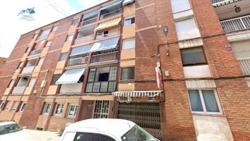 Venta Piso en Olesa de Montserrat - Barcelona , Calle Benet Margarit Nº 18 photo 0