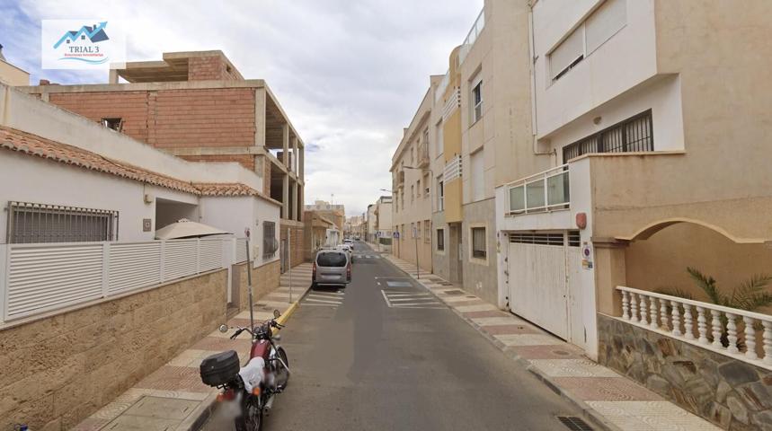 Venta piso en Roquetas de Mar (Almería) photo 0