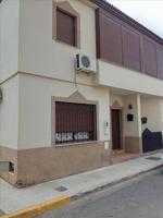 Venta adosado en Guillena (Sevilla) photo 0