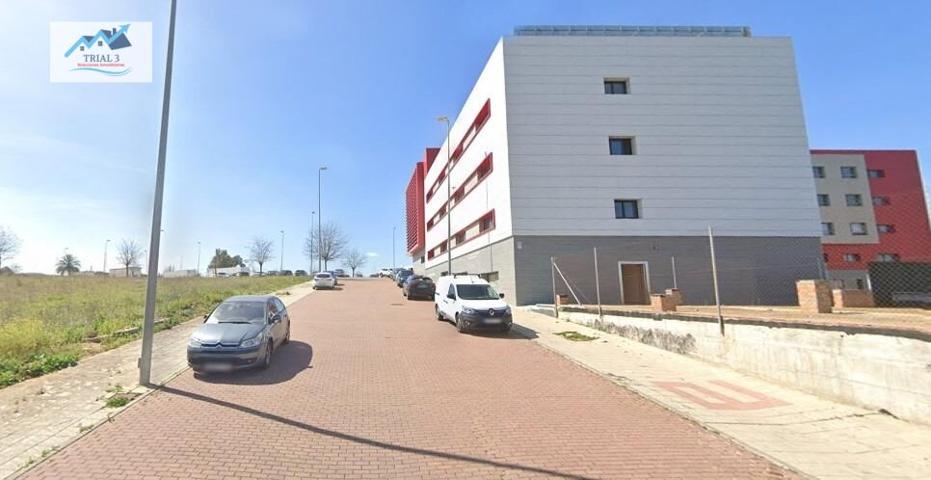 Venta Local Comercial en Salteras - Sevilla photo 0