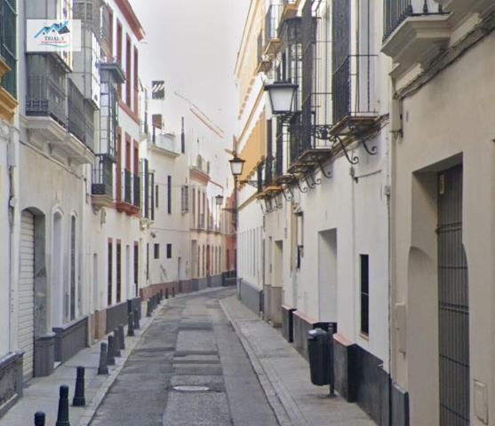 Venta Plaza de Garaje en Sevilla photo 0