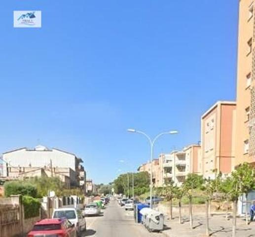 VENTA PLAZA DE GARAJE - FIGUERES (GIRONA) photo 0