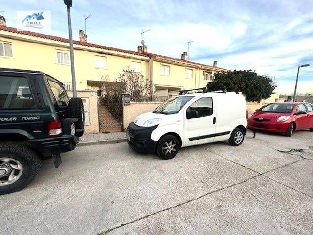 Venta de casa en Galápagos (Guadalajara) photo 0