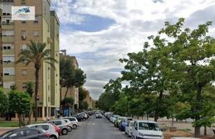 Venta piso en Sevilla photo 0
