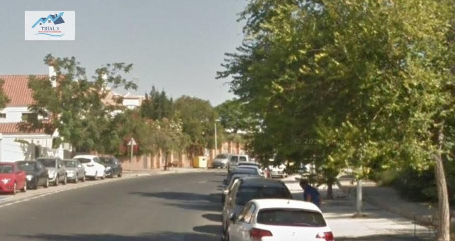 Venta de 2 Apartamentos + 4 Garajes + 2 Hoteles 1 Estrella en en Palos De La Frontera-Huelva photo 0