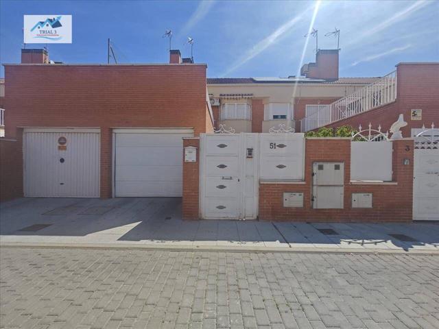 Venta De Casa Adosada En Parla-Madrid photo 0