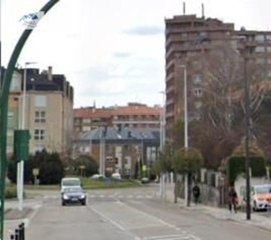 Venta Piso + Trastero en Torrelavega - Cantabria photo 0