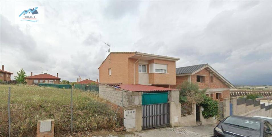 Venta casa en Villanueva de Perales (Madrid) photo 0