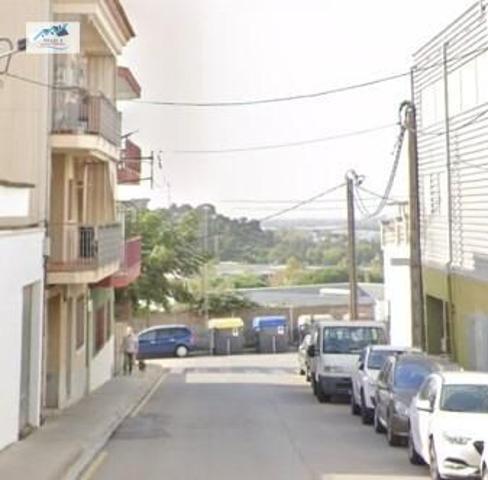 Venta de 5 Pisos + 2 Dúplex + Ático + 9 Garajes en Blanes - Girona photo 0