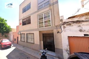 Venta Casa en Almería photo 0